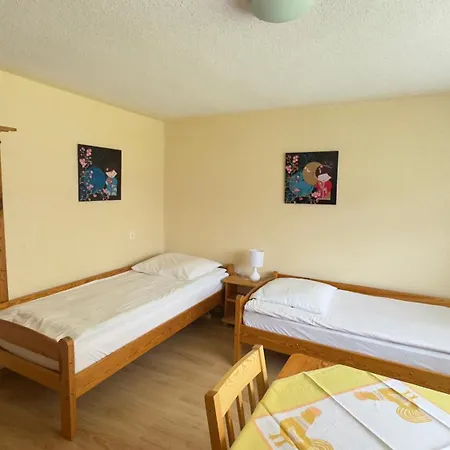 Pod Zielonym Daszkiem * Mielno