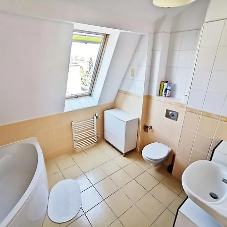 Pod Zielonym Daszkiem Guest house *