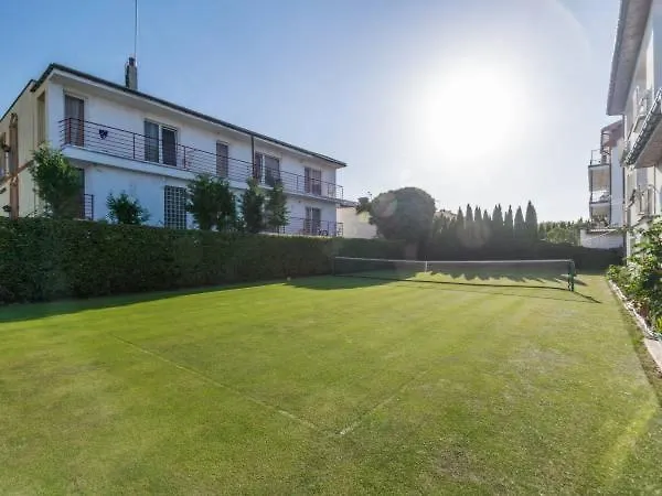 Pod Zielonym Daszkiem